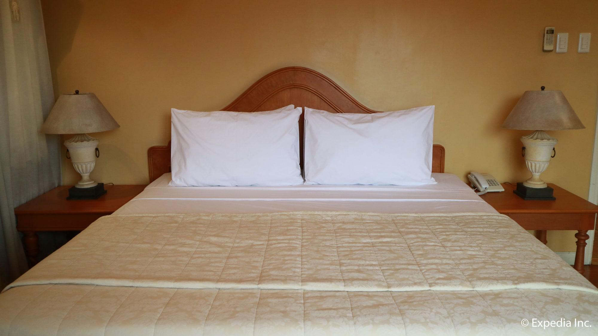Sophia Suites Residence Hotel Cebu ภายนอก รูปภาพ