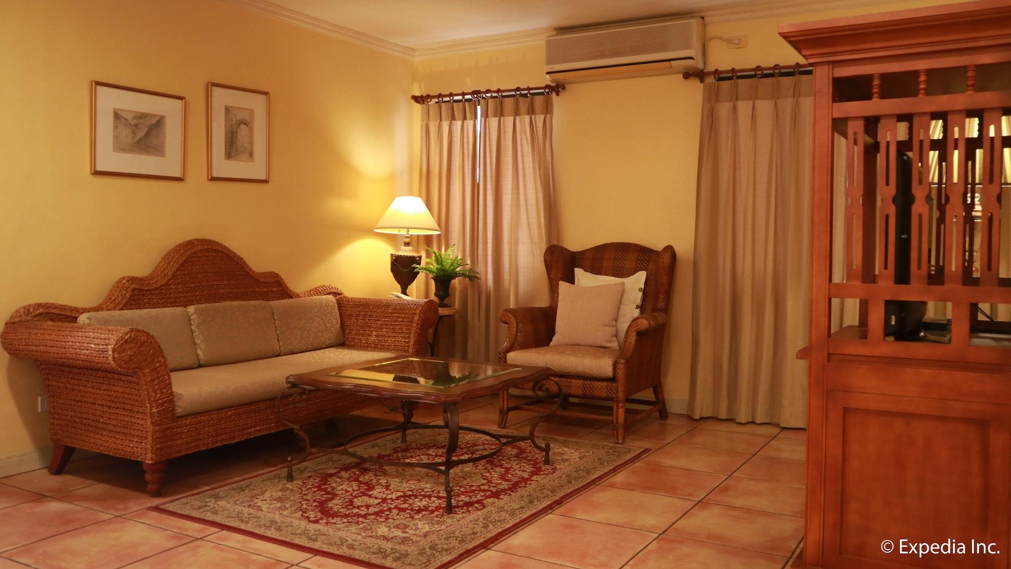 Sophia Suites Residence Hotel Cebu ภายนอก รูปภาพ