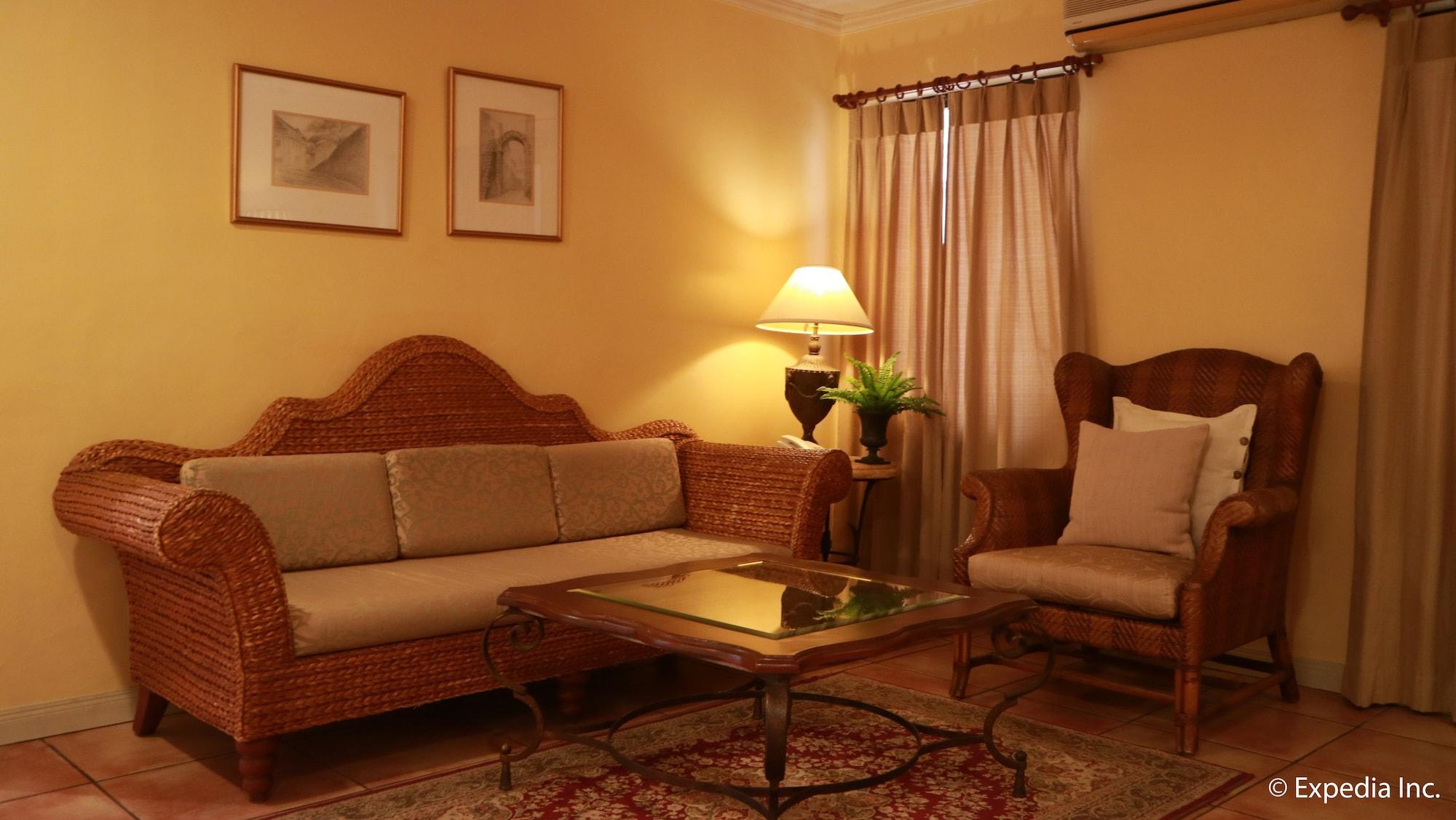 Sophia Suites Residence Hotel Cebu ภายนอก รูปภาพ