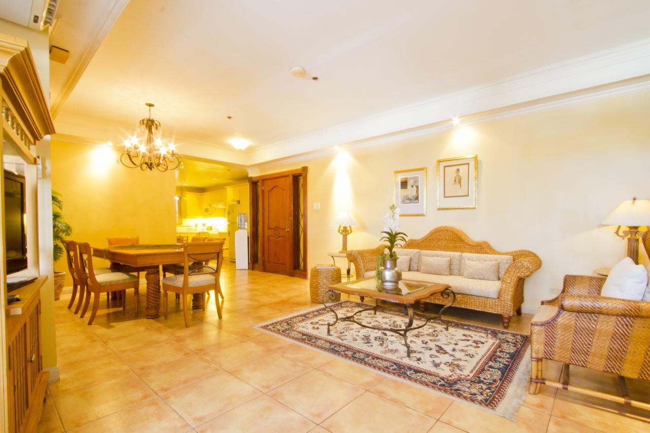 Sophia Suites Residence Hotel Cebu ภายนอก รูปภาพ