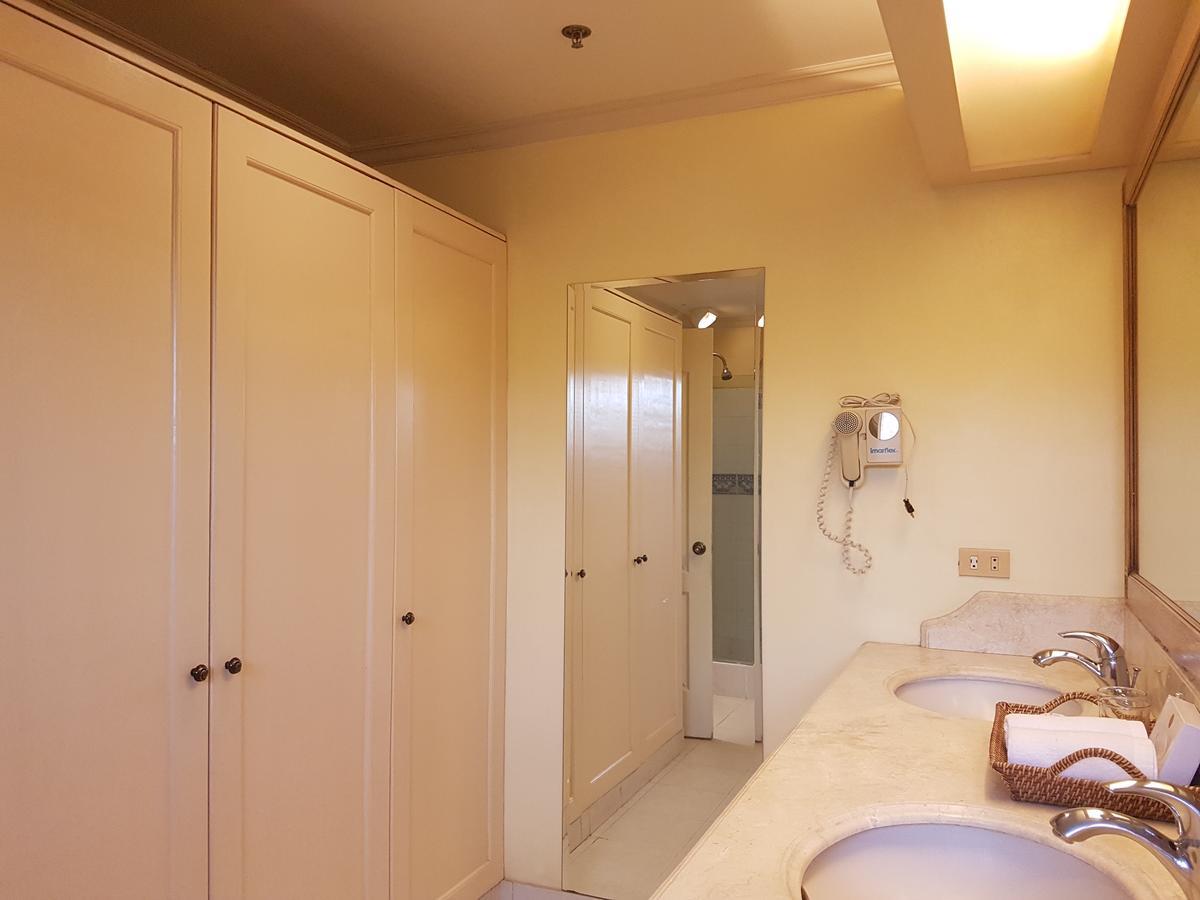 Sophia Suites Residence Hotel Cebu ภายนอก รูปภาพ