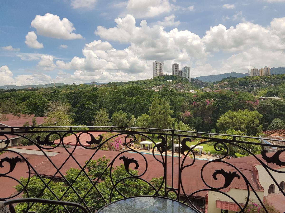 Sophia Suites Residence Hotel Cebu ภายนอก รูปภาพ