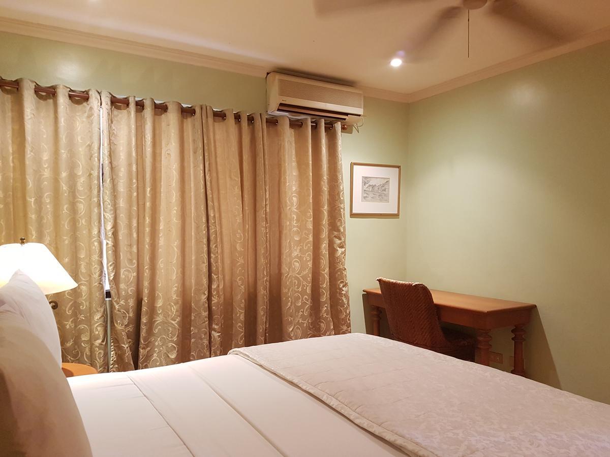 Sophia Suites Residence Hotel Cebu ภายนอก รูปภาพ