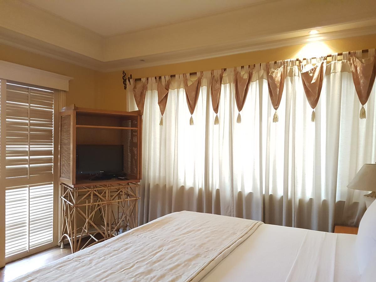 Sophia Suites Residence Hotel Cebu ภายนอก รูปภาพ